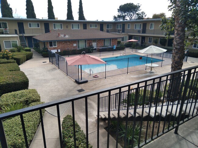 421 shady lane - 421 Shady Ln