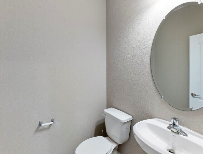 Foto del edificio - 5712 Bluebonnet Ln