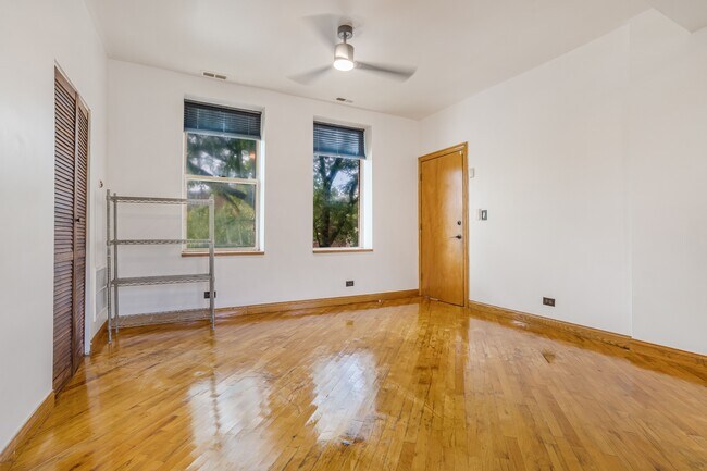Foto del edificio - 1301 50th Ct