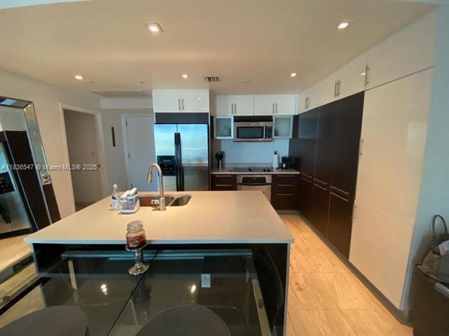 Foto principal - 1900 N Bayshore Dr
