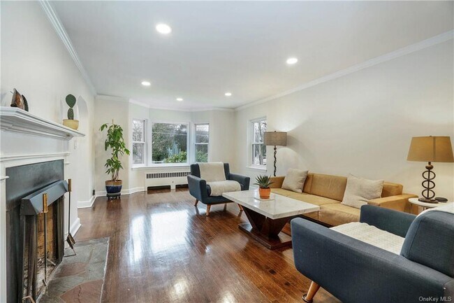 Building Photo - 219 Delancey Ave