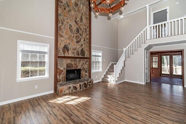 Foto del edificio - 4083 Amherst Way