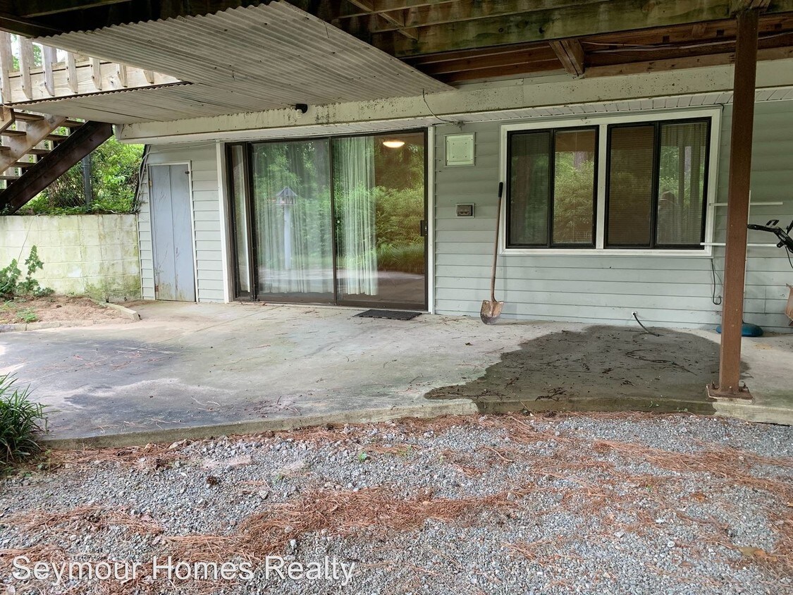 Foto principal - 2 br, 1 bath House - 235 S Hillcrest Drive