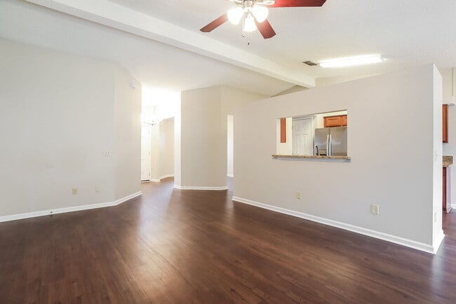 Building Photo - 4519 Antler Hill Dr E