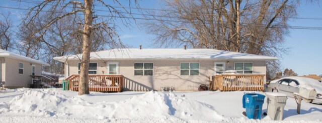 Foto principal - 405 4th Ave NW