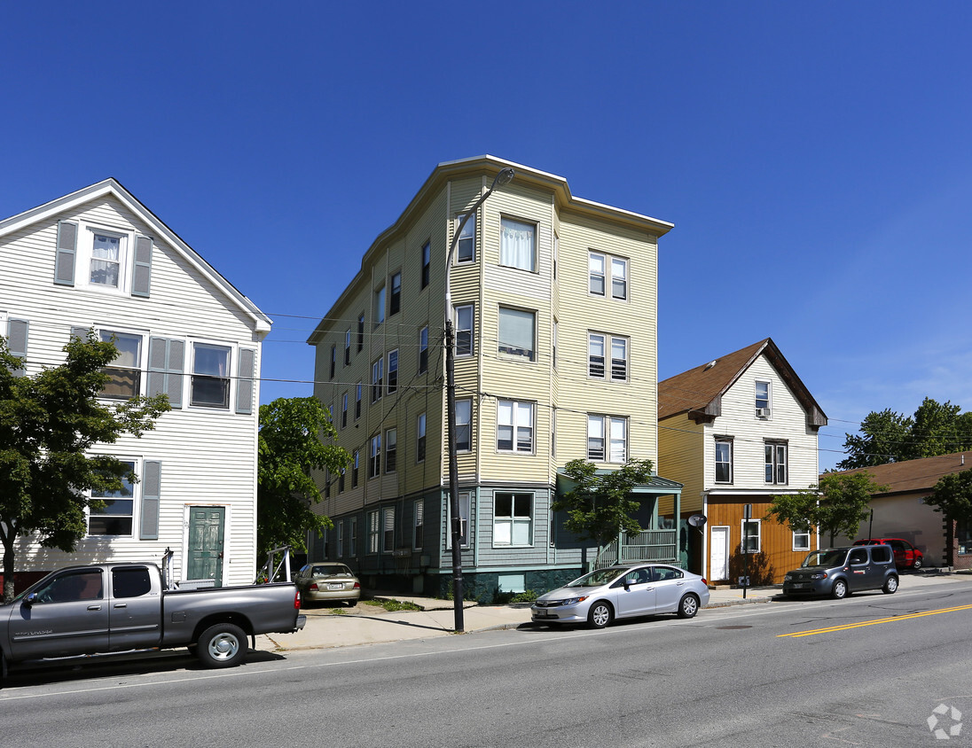 Building Photo - 121 Congress St