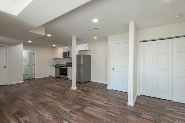 Building Photo - 2251 Melson Rd