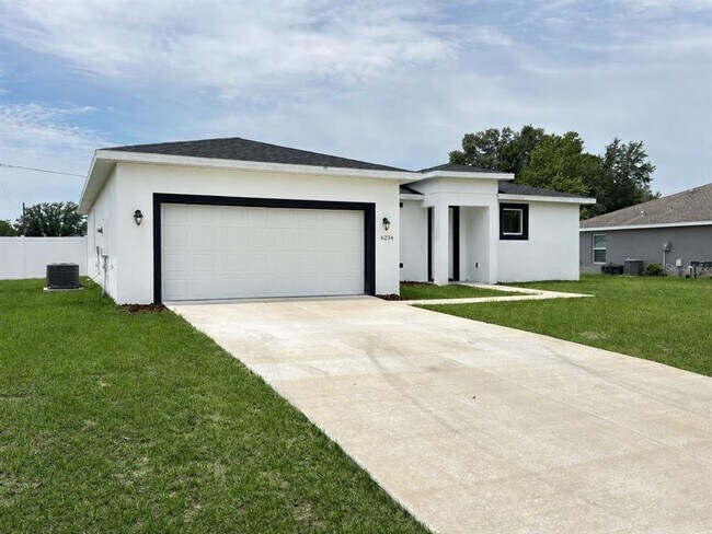 Building Photo - 6234 SW 128th St Rd