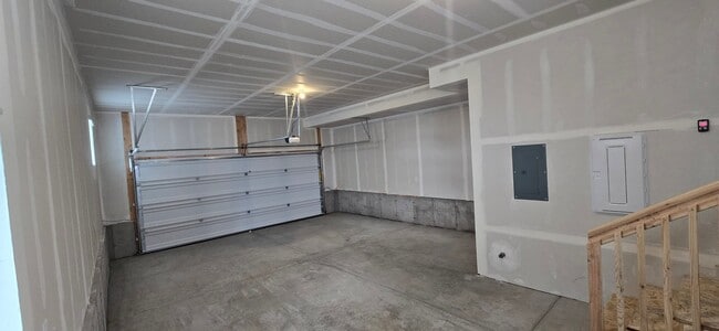 Foto del edificio - 684 Empress St