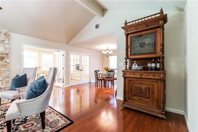 Foto del edificio - 3407 Peregrine Falcon Dr