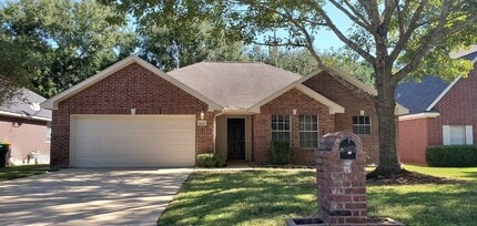 Building Photo - 1207 Toby Ln
