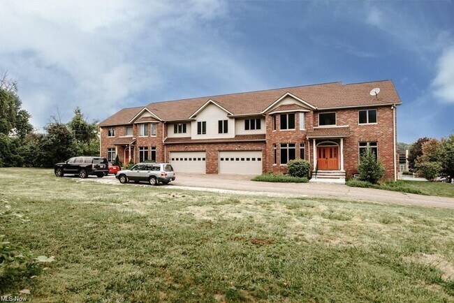 Foto del edificio - 693 Hampshire Rd