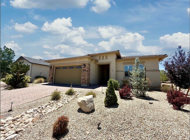 Foto del edificio - Move-In Ready 2 Bed, 2 Bath Home in Prime Prescott Location