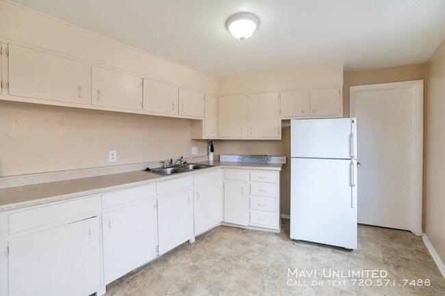 Foto del edificio - 5361 Everett St
