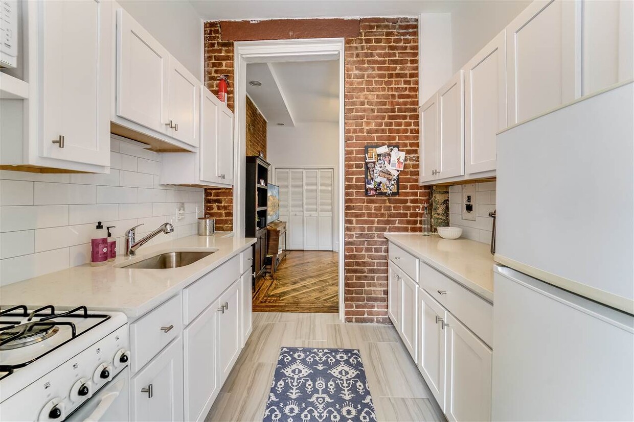 219 Garden St Unit 2, Hoboken, NJ 07030 Condo for Rent in Hoboken, NJ