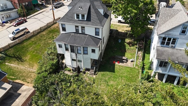 Building Photo - 2417 Palm Beach Ave