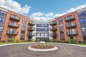 Building Photo - The Jade Residences at Waterfall Glen