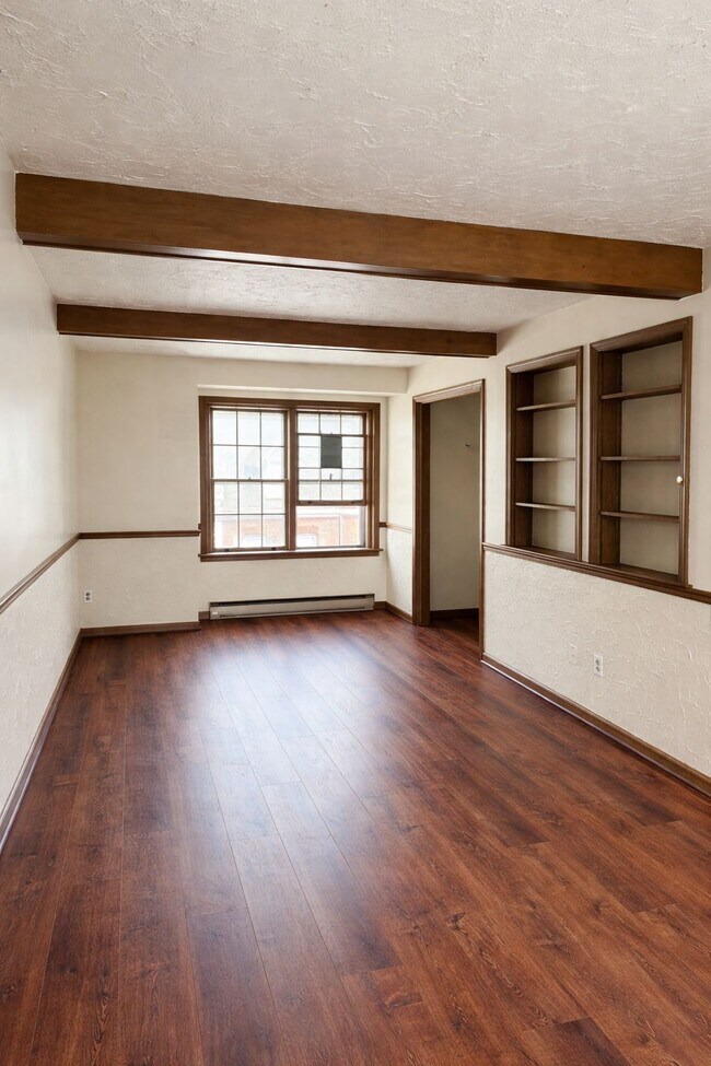 Foto del edificio - 748 S Hall St