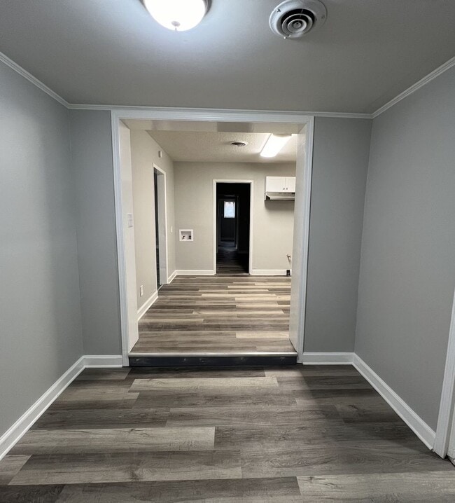 Building Photo - 3608 Willow Ln Dr