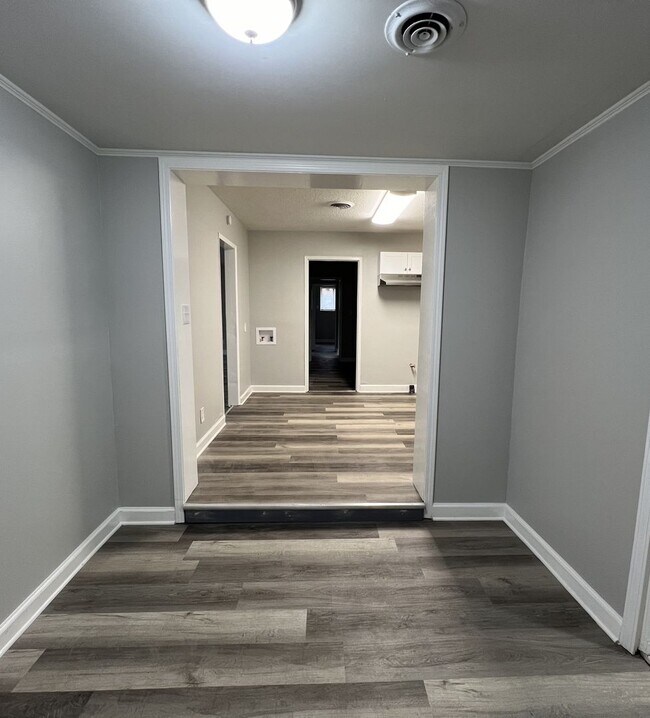 Foto del edificio - 3608 Willow Ln Dr
