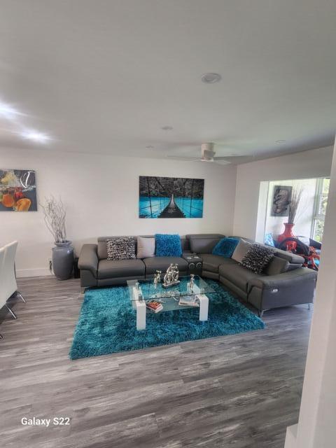 Building Photo - 14721 Bonaire Blvd