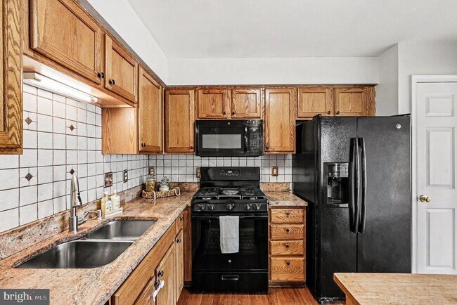 Foto del edificio - 4524 Papillion Ct