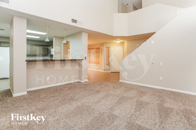 Foto del edificio - 8108 Exploration Ave