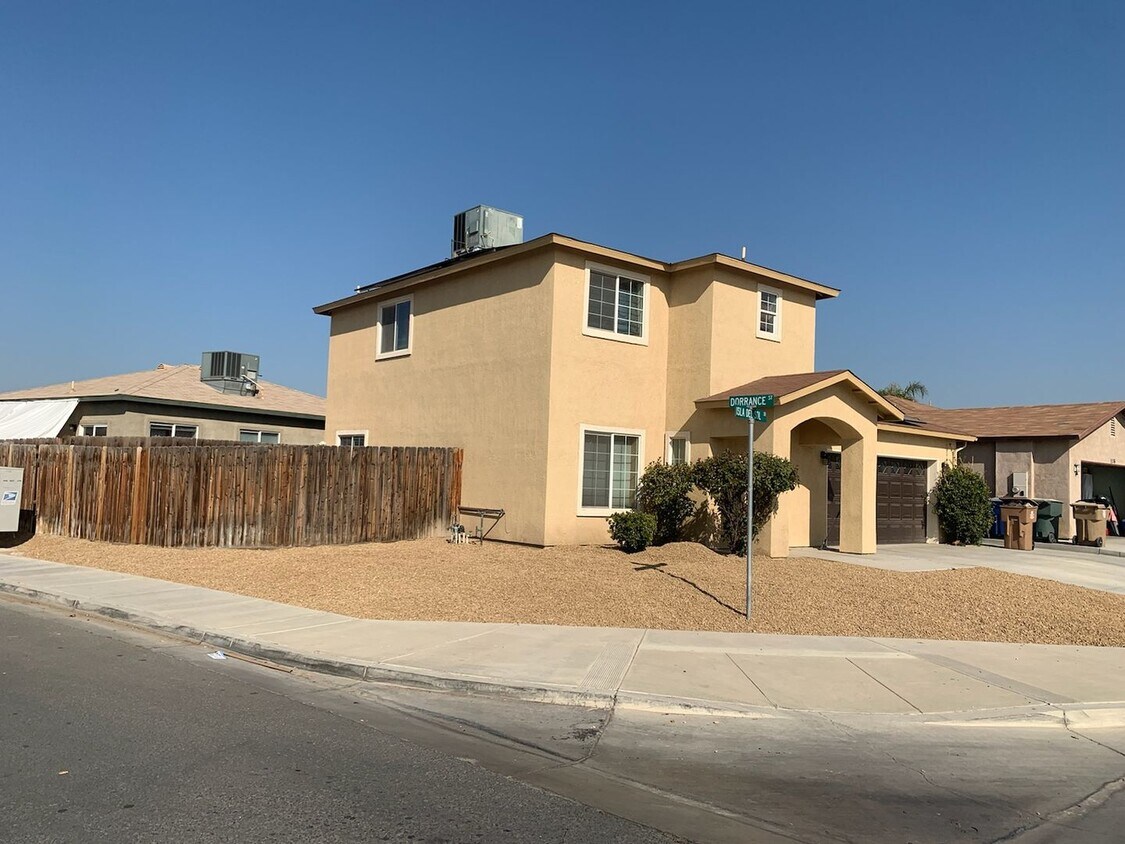 Primary Photo - Eastside Bakersfield House