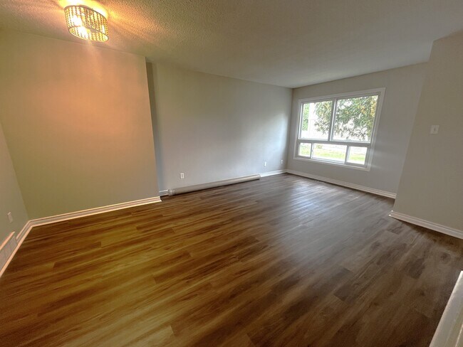 Photo du bâtiment - 200 St Clair Blvd