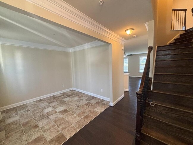 Building Photo - 6778 McCormick Dr