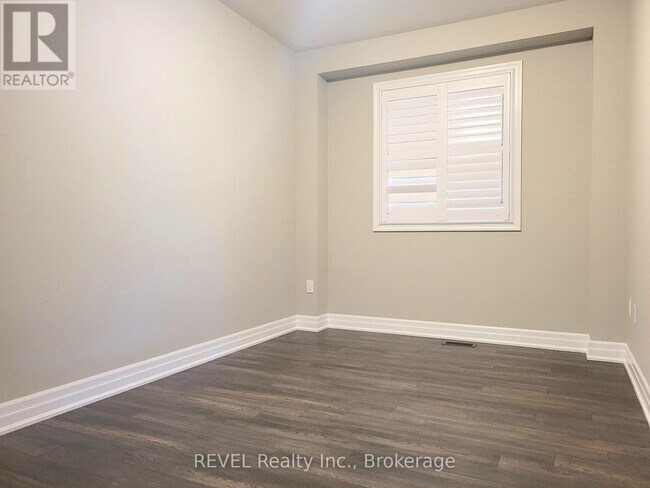 Photo du bâtiment - 9275 White Oak Ave