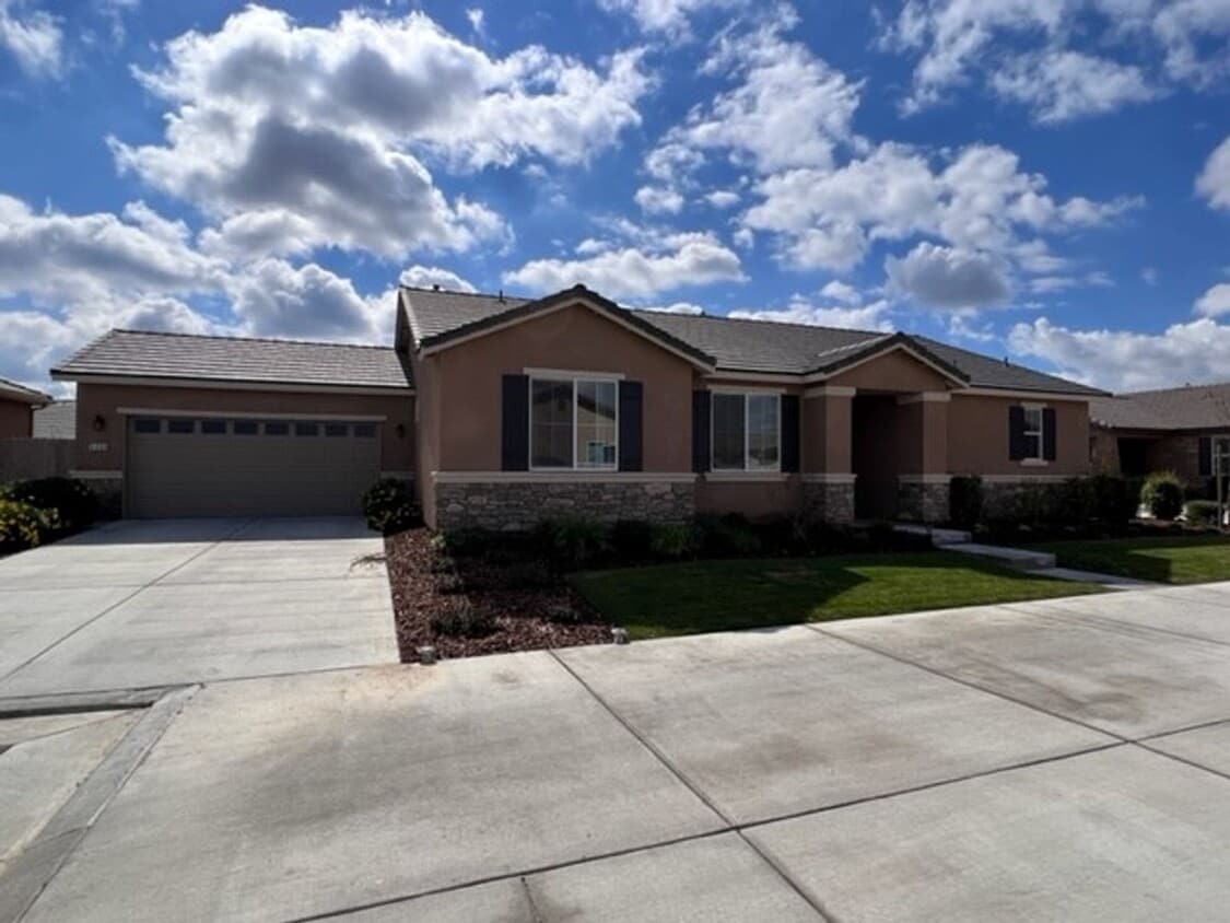 Primary Photo - Coming Soon!