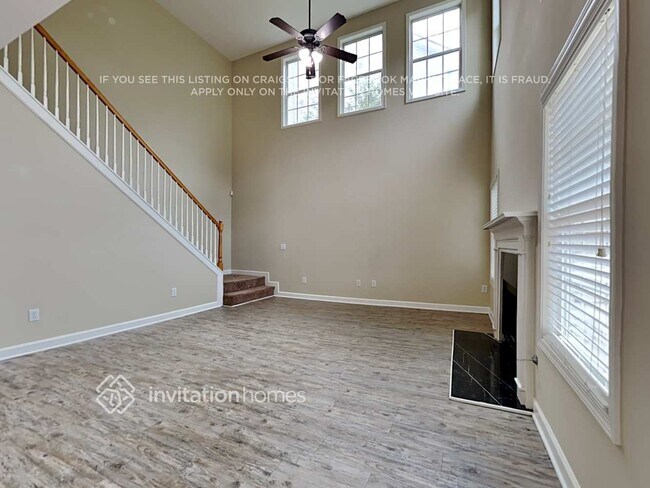 Foto del edificio - 828 Austin Creek Dr