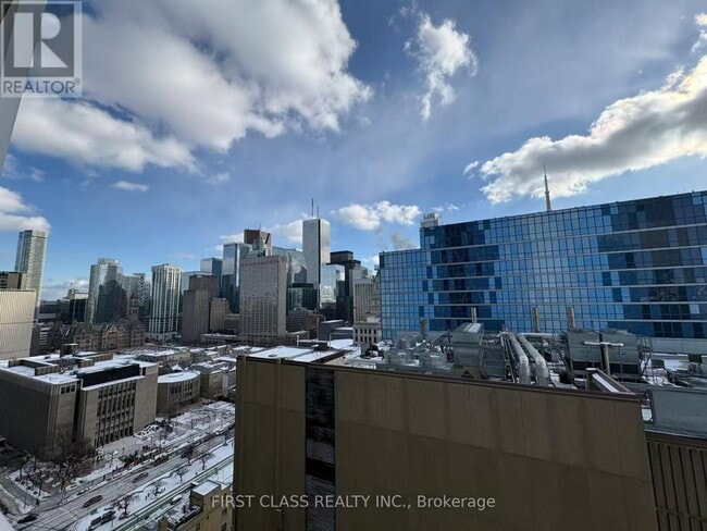 Photo du bâtiment - 230 Simcoe St