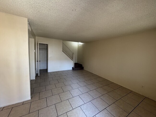 Foto del edificio - Maryvale 2 bedroom townhome