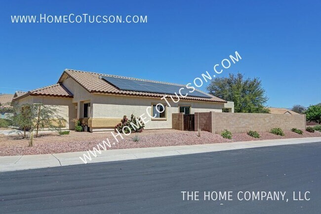 Building Photo - 12248 N Parula Dr: Three bedroom plus den ...