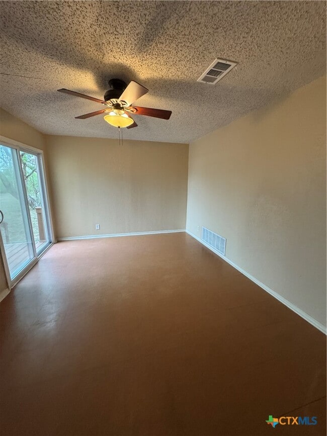 Building Photo - 205 Wingate Ct