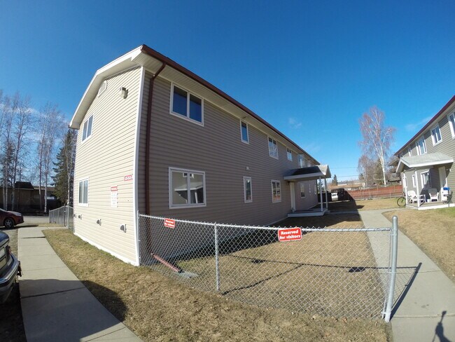 Foto del edificio - 1552 Turner St