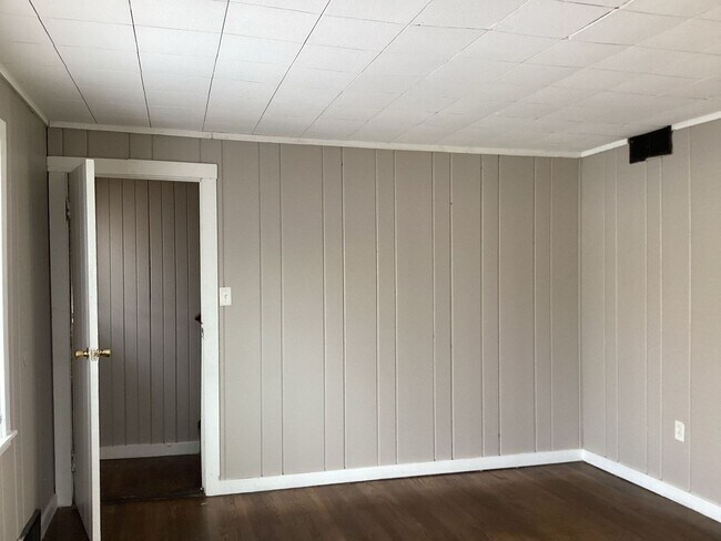 Foto del edificio - **Deposit Special $500** 1950 Shaftesbury ...