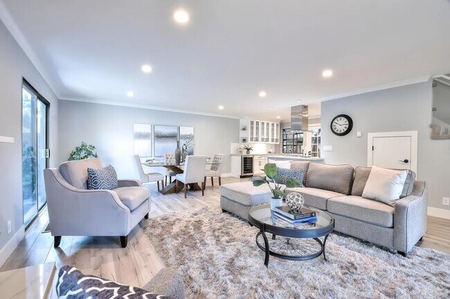 Foto del edificio - 494 Lassen St