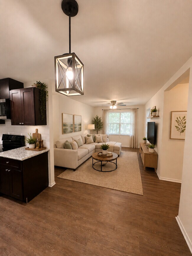 Interiores renovados - Porter Plaza Apartments