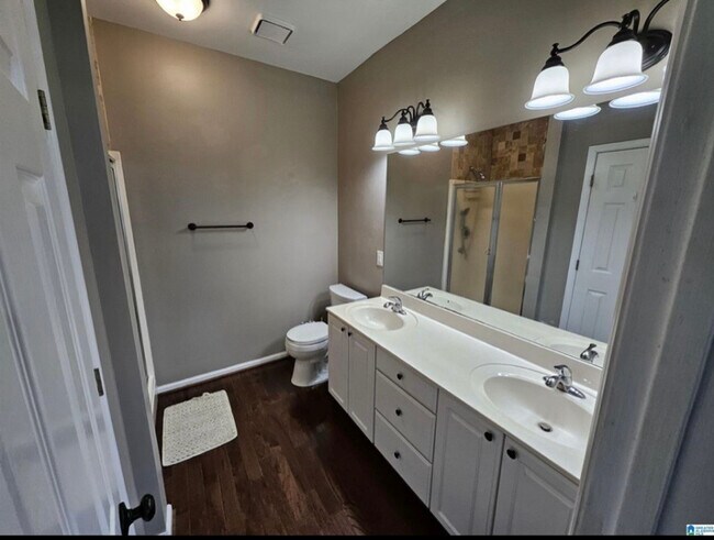 Foto del edificio - 6882 Pannell Rd