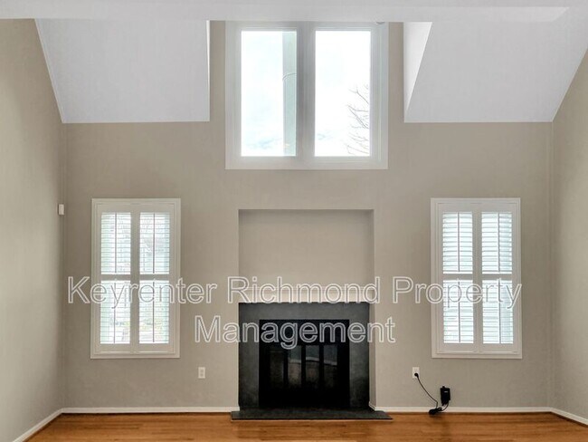 Building Photo - 8139 Greystone E Cir