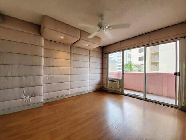Foto del edificio - Available now: | 1 Bedroom, 1 Bathroom in Waikiki Cove.