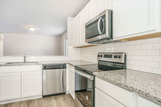 Foto del edificio - 10064 Whitetail Ln