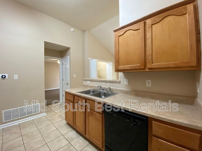 Foto del edificio - 2505 Boxford Ln