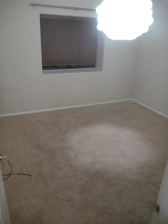 Master Bedroom - 8766 Allison Dr