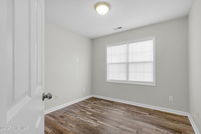 Foto del edificio - 152 Crooked Run Dr