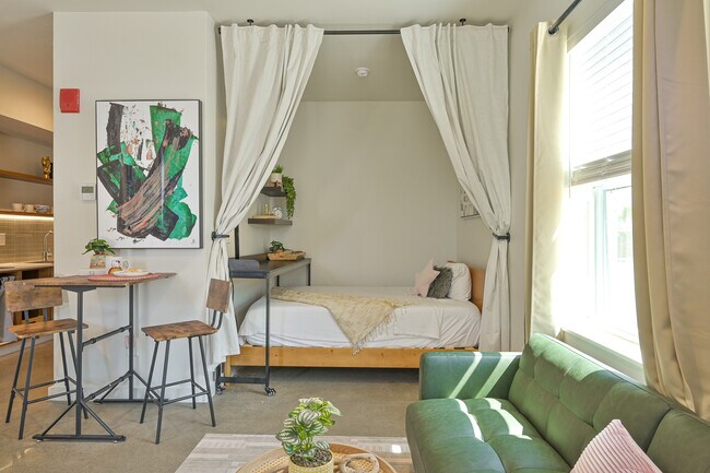 Lago Bo Luc - New Saigon