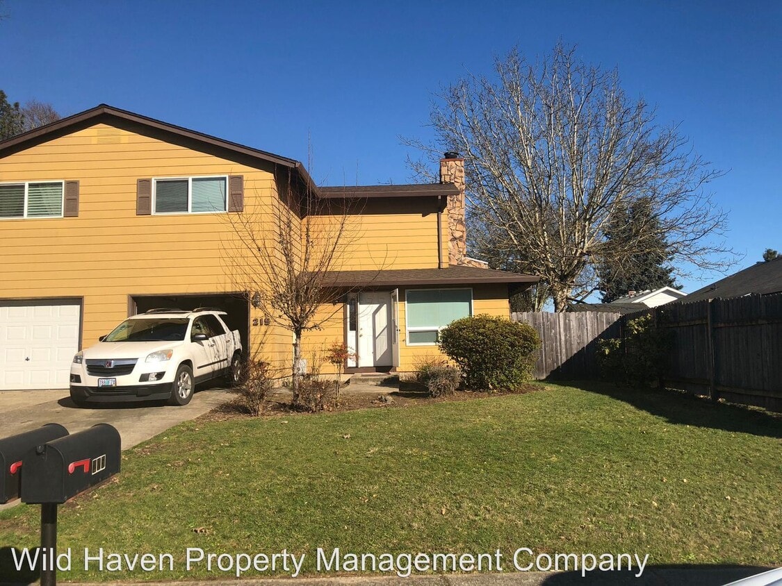 207 NE 24th St, McMinnville, OR 97128 Apartment for Rent in